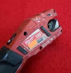 Milwaukee M12 Cordless Copper Pipe Cutter 2471-20 &ndash; Bare Tool Only &ndash; Heavy Wear