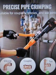 VEVOR Copper Pipe Crimping Tool, Hydraulic Driven Press Tool 1/2 in &ndash; 1 in Jaws