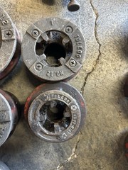 Mixed Lot of Ridgid Manual Ratcheting Pipe Threader No.12 12-R W/ 8 Die Heads
