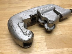 Reed MFG Co. Pipe Cutter Erie PA USA No. 2-4 Heavy Duty 1/2&Prime; &ndash; 2&Prime;