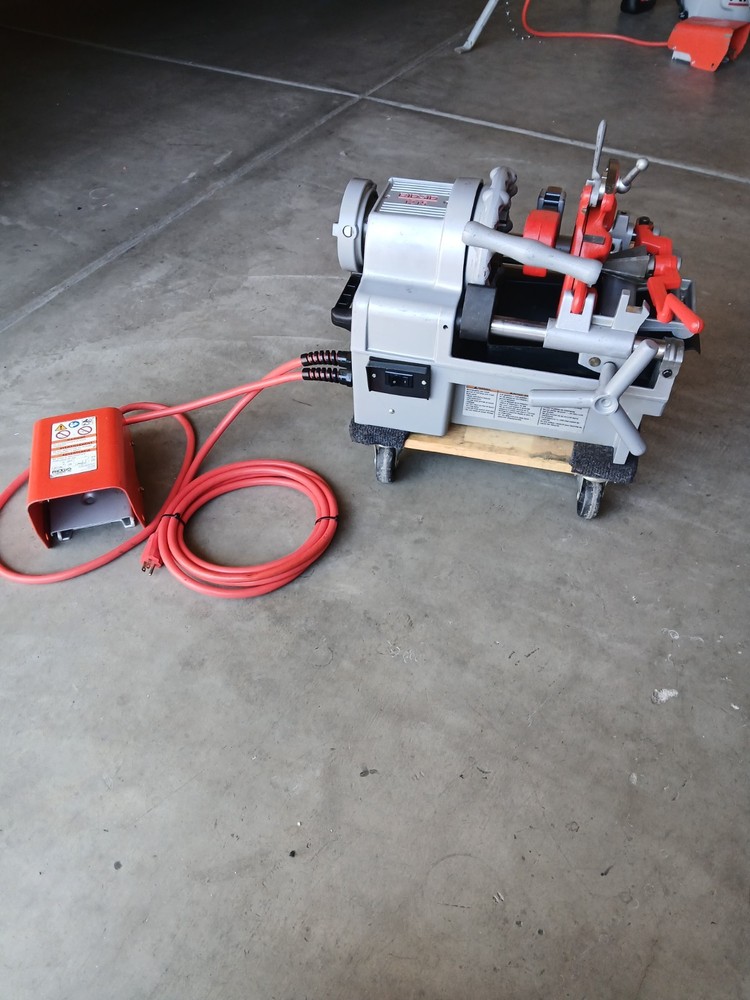 Ridgid 1215 Pipe Threader Machine 1/2&Prime; &ndash; 1-1/2&Prime; Threading