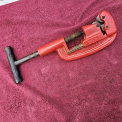 Reed Mfg. Co. No. 2-1 Heavy Duty Pipe Cutter 1/8&Prime; &ndash; 2&Prime;