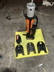 VEVOR PZ-1550 1/2&Prime;3/4&rdquo;-1&Prime; Pro Press Tool 18V w/ 3 Jaws & 2x 4AH Batteries!