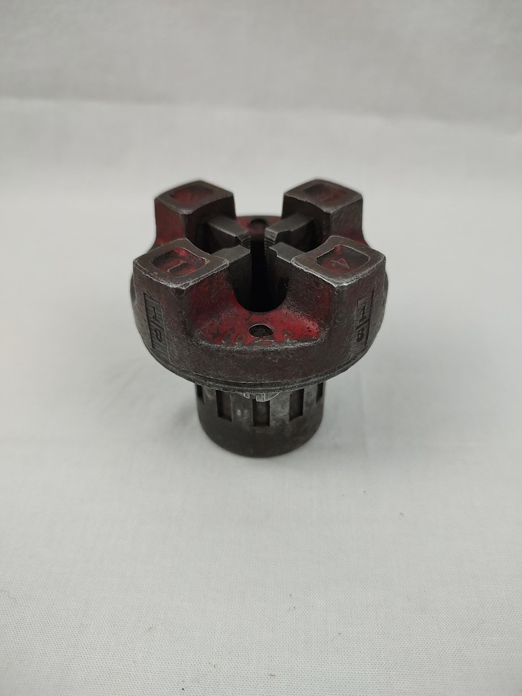 Vintage Oster 1/8 In Pipe Threading Die Head Tool Cleveland USA Red Steel