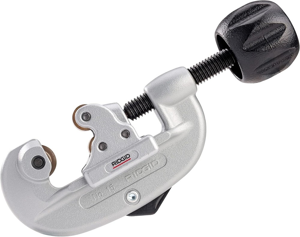 Ridgid 32920 model 15 Screw Feed Tubing Cutter, 3/16&Prime; To 1-1/8&Prime; Tube Cutter