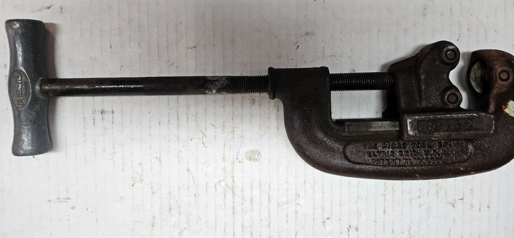 Ridgid Model No. 1&2 Heavy Duty 1/8&Prime; to 2&Prime; Pipe Cutter Rigid Tools U/S.A.