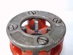 RIDGID 00-R Pipe Threading Die Head Set, 1&Prime; & 3/4&Prime;