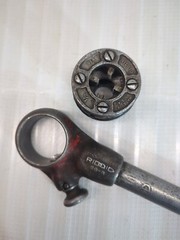 RIDGID Ratchet Pipe Threader 00-R Manual 1/2&Prime; NPT Die AS IS
