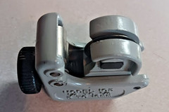 RIDGID 103 CLOSE QUARTERS MIDGET TUBING CUTTER