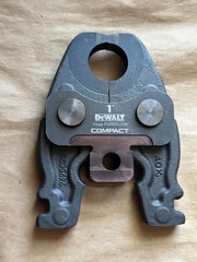 DeWalt 1&Prime; Compact Viega Pureflow Press Jaw Tool DCE216100