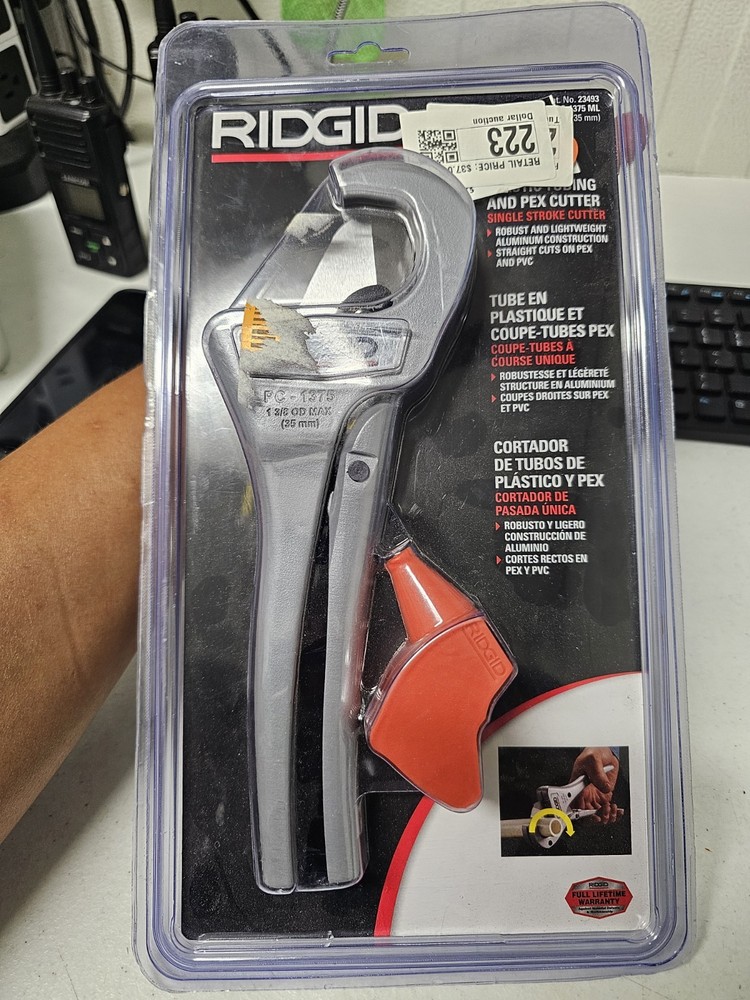 RIDGID 23493 PC-1375 ML Plastic Pipe and Tubing Cutter, 1/8&Prime; &ndash; 1-3/8&Prime;