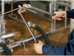 Heavy-Duty Stainless Steel Pipe Bender 1/2 Inch for Plumbing Construction