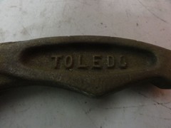Toledo 999A Pipe Threading Die Head Tool 1/8&Prime;-3/4&Prime; Pipe 1/4&Prime;-11/8&Prime; Bolt