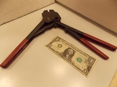 Zurn PEX Quickclamp Crimp Ring Tool Medium QCRTQCM