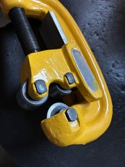 Steel Tools Model 2 Inch Pipe Cutter New in Box Heavy Duty