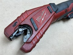 Milwaukee 2471-20 M12 Cordless Copper Tubing Cutter FOR PARTS OR REPAIR