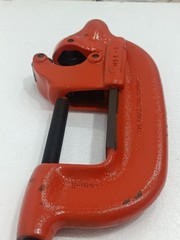 RIDGID 2-A PIPE CUTTER 32840 MANUAL PIPE CUTTING TOOL MADE IN USA HEAVY DUTY