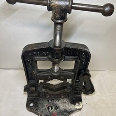Vintage MARK MFG Co Chicago No. 3 Pipe Vise E458A Bench Mount Fitting Plumbing
