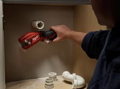 Milwaukee 2471-20 M12 12V Lithium-Ion Cordless Copper Tubing Cutter &ndash; Red