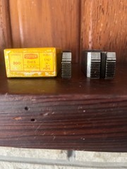 NOS Oster 1-1/2&Prime; to 2&Prime; Series 300 Pipe Threading Die Set, *Missing #2*