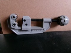 Superior Tube Cutter Metric/Standard 8mm-42mm/ 1/4- 1 5/8th #ST-1500
