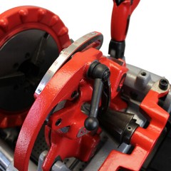 1/2 to 2&Prime; Universal Electric Pipe Threaded Threading Machine Speed Grip Chuck