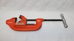 RIDGID &ndash; NO. 4-S HEAVY DUTY PIPE CUTTER 2&Prime; TO 4&Prime;