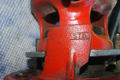 RIDGID No. 65-R / C 148-1 / C 104 &ndash; 1&Prime; to 2&Prime; &ndash; PIPE THREADER &ndash; w/ HANDLE