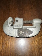 Penncraft No. 350 pipe cutter 1/8&rdquo;- 1 1/8 O. D. #343
