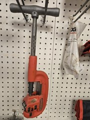 Ridgid 32895 202 1/8 in to 2 in HD Wide Roll Heavy-Duty Pipe Cutter NEW