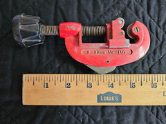 THREE ~ Screw Feed Tubing Cutters ~ Used ~ (2) 1/8&Prime; &ndash; 1-1/8&Prime; & (1) 1/8&Prime; &ndash; 5/8&Prime;