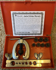 Pittsburgh Double Flaring Tool Kit Item# P-40878 For Size 3/16&Prime; to 5/8&Prime;