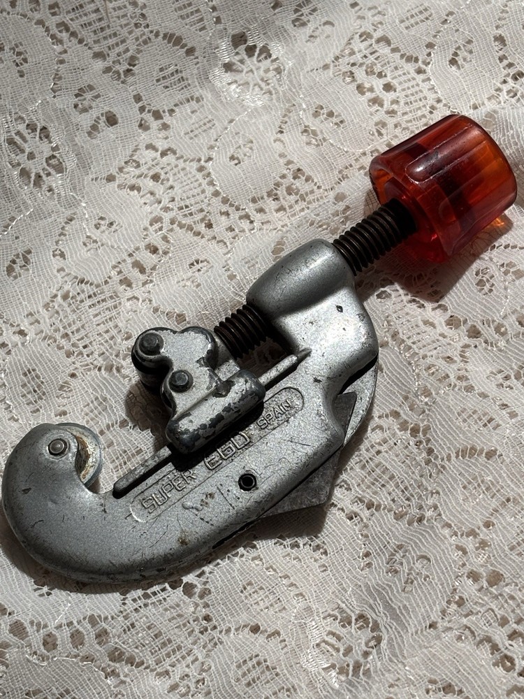 Super Ego Spain Pipe Tubing Cutter 1/8&rdquo; to 1-1/8&rdquo; Copper Tube Cutter Tool