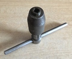 Wiley & Russell, Greenfield, Mass T-Handle Tap Wrench 3/32&Prime; to 9/32&Prime; &ndash; USA