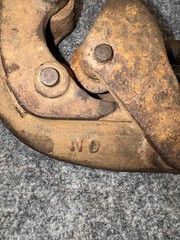 Vintage No. 2S Pipe Tubing Cutter Heavy Duty Cast Iron Plumbing Tool