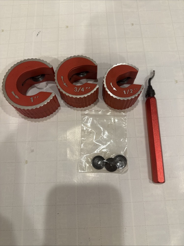 4pcs Pipe Cutter Tool Set 3pcs Copper Tubing Cutter 1/2 3/4 1 & 1pcs Deburring