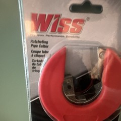 Wiss WRPCLG Ratcheting Pipe Cutter 5/16 in to 1-1/8 in Pipe Size Range