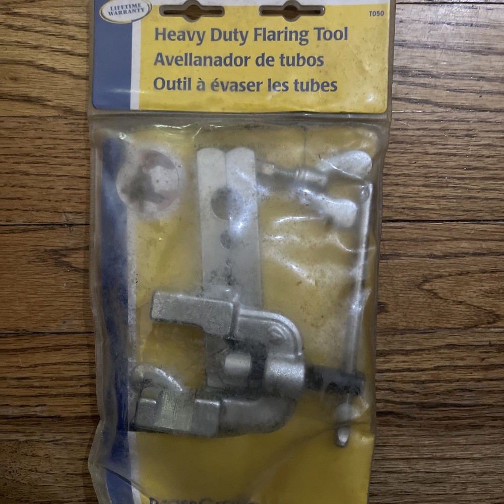BrassCraft T050 3/16-in to 5/8-in OD Flaring Tool Stainless Steel Exc. Cond.