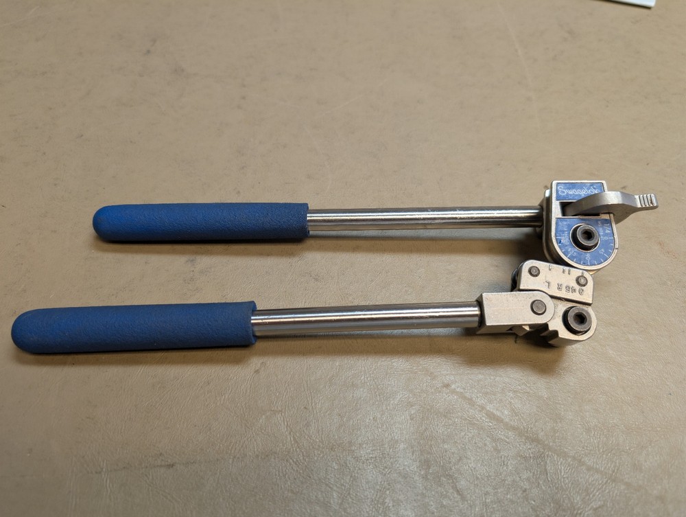 Swagelok MS-HTB-4T 1/4&Prime; Tube OD 9/16&Prime; Bend Radius Hand Tube Bender