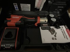Ridgid RP 251 Press Tool Battery Kit (No Jaws) 2 Batteries Charger Case 78178