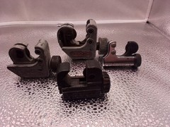 Rigid #118,# 104, Imperial TC1050 and BC TUBE &ndash; Pipe/Tubing Cutter 1/8 to 11/8