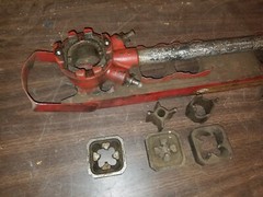 REED MFG Co. Pipe Threader Set w/Dies Vintage Plumbing Tool Made in USA NICE