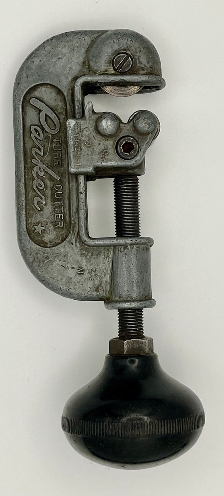 Parker Tube Pipe Cutter 1/8&Prime; to 1&Prime; OD The Parker Appliance Co Model 216