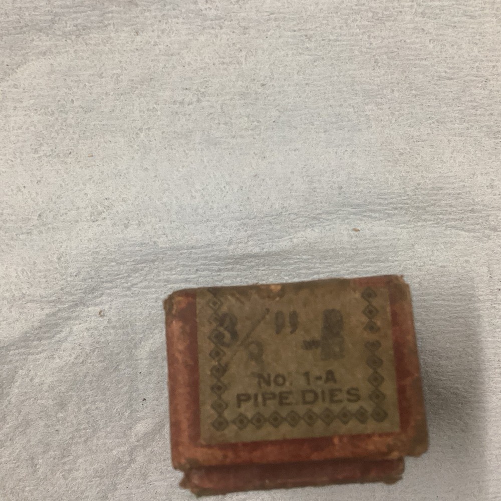 Armstrong Bros. Adjustable Dies No. 1-A Pipe Size 3/8&Prime; Pipe