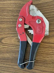 Orbit Heavy Duty PVC Pipe Cutter with Rubber Handle 1/2&Prime; &ndash; 1&Prime;