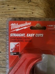 Milwaukee 48-22-4210 1-5/8 in. Ratcheting Pipe Cutter **FREE SAME DAY SHIPPING**