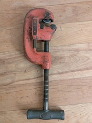 RIDGID No. 1-2 Heavy Duty Pipe Cutter Tool 1/8 To 1 1/4 Trademark Ridge Tool Co