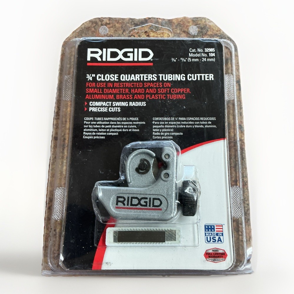 RIDGID 32985 Model 104 Close Quarters Tubing Cutter 3/16-inch to 15/16-inch