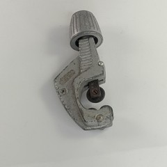 General Tools No. 128 Enclosed Feed Tube Cutter 1/8&Prime;-1-1/8&Prime; Vintage USA Plumbing
