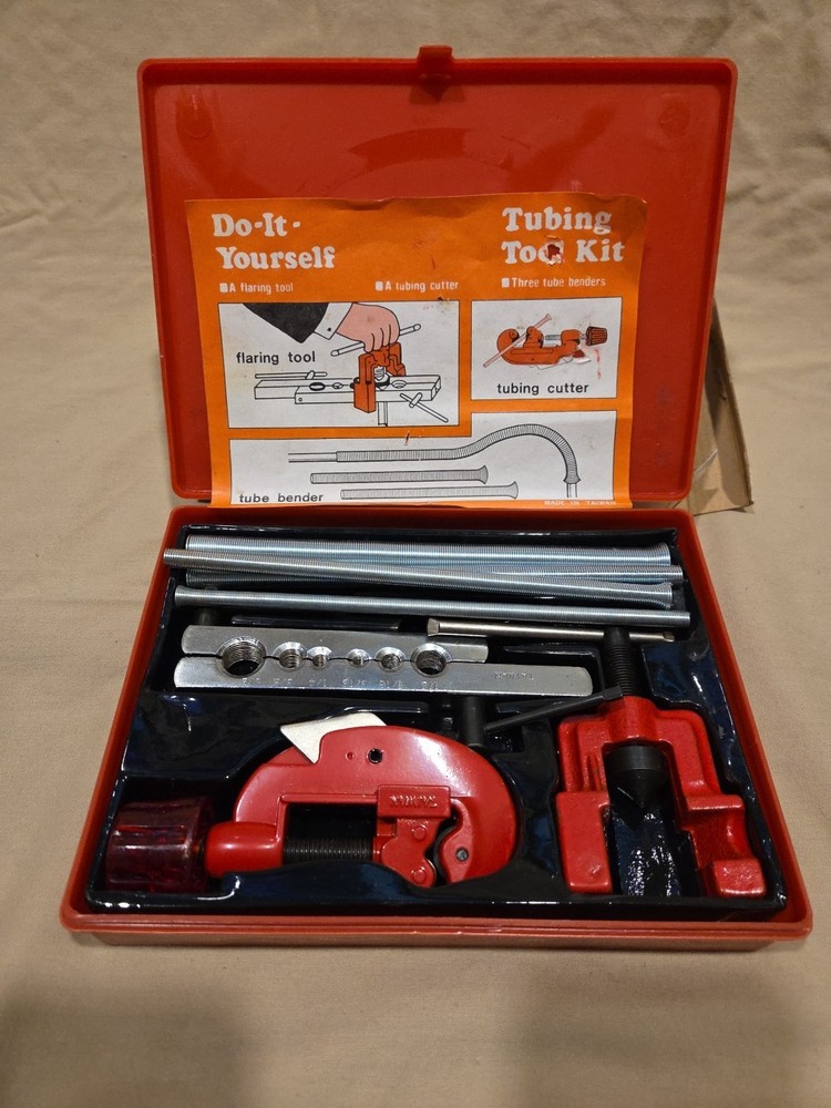 Pittsburgh Forge Vintage Model 982 Tubing Cutter & Flaring Tool Kit